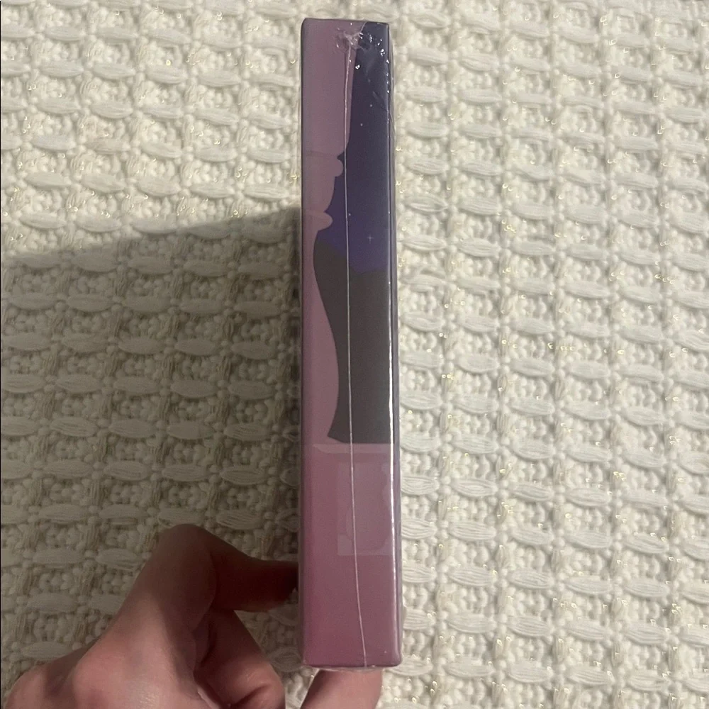 NWT Loungefly Disney Aladdin Jasmine Lenticular 3 Inch Pin LIMITED EDITION RARE - Picture 7 of 8